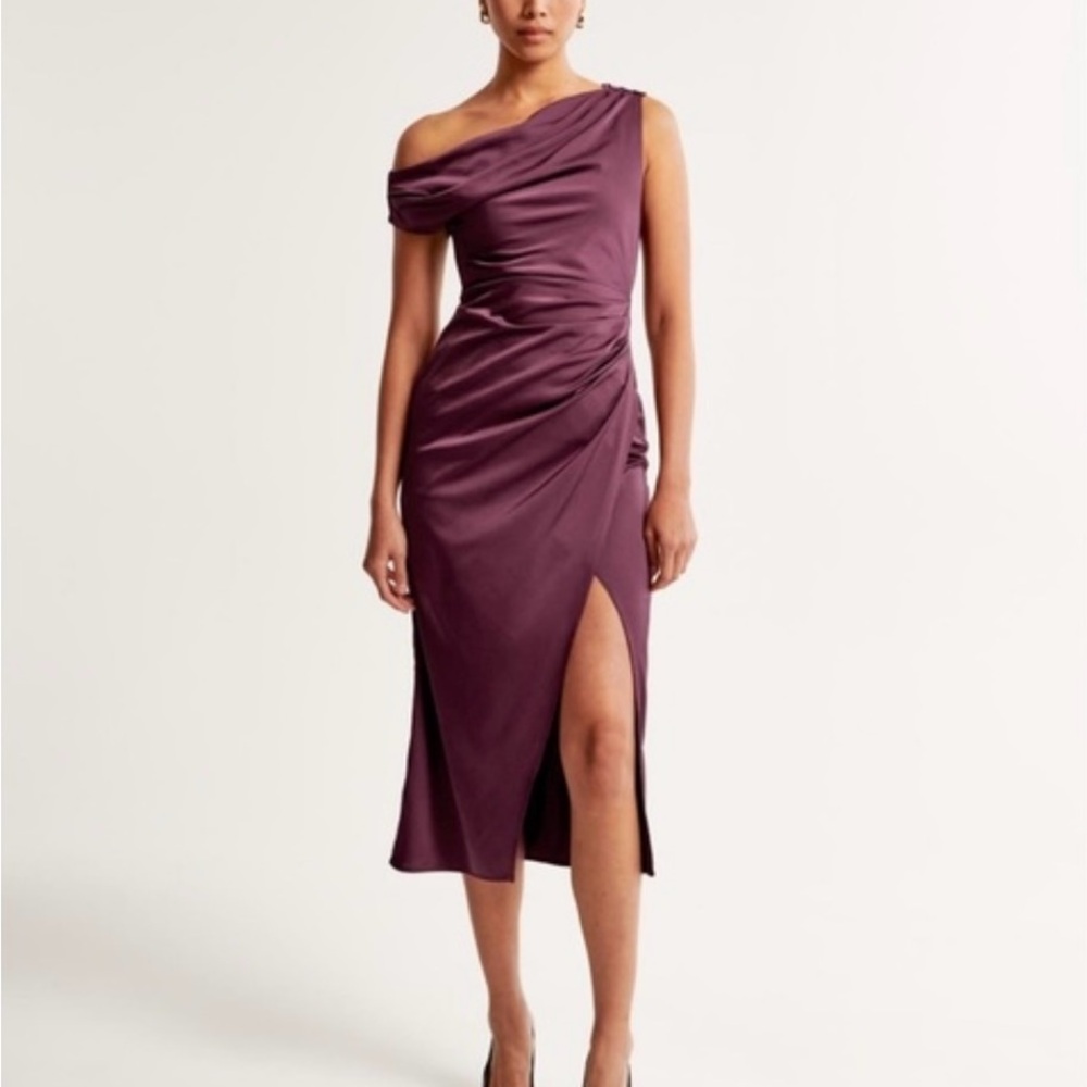 Abercrombie & Fitch Elegant Plum Sleeveless Dress
